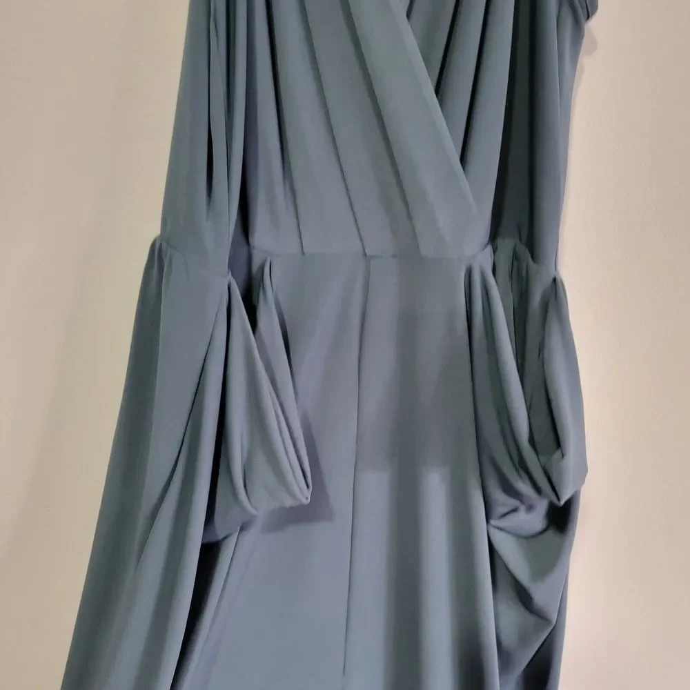 BCBGeneration Drape Pocket Jumpsuit Womens Size‎ Medium Blue Sleeveless Stretchy